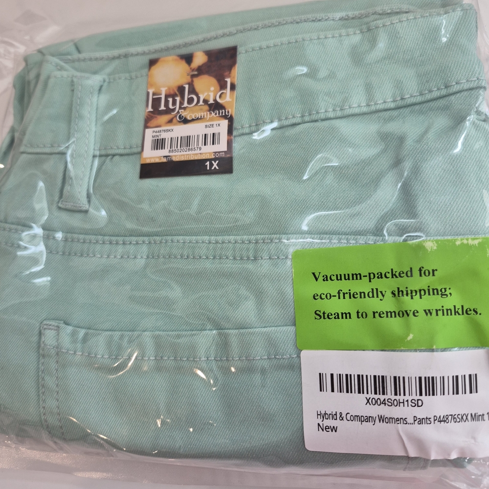 Hybrid & Company Women's Light Green Trousers